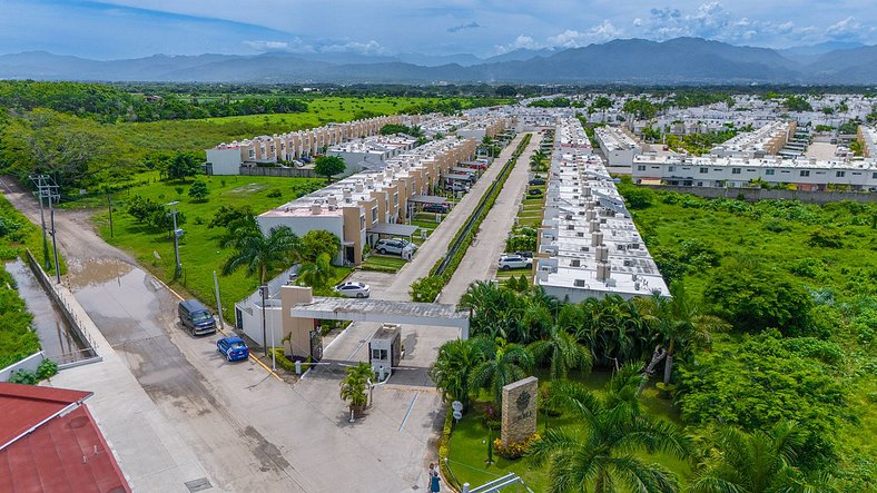 Family Stay at Banderas Bay, Pool, BBQ, Playground