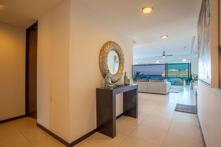 Panoramic Oceanview Condo, Luxe Peninsula Vallarta